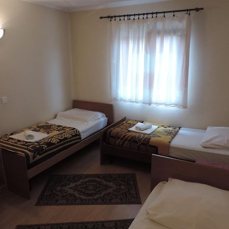 Bed And Breakfast Victoria Ogulin Exteriör bild