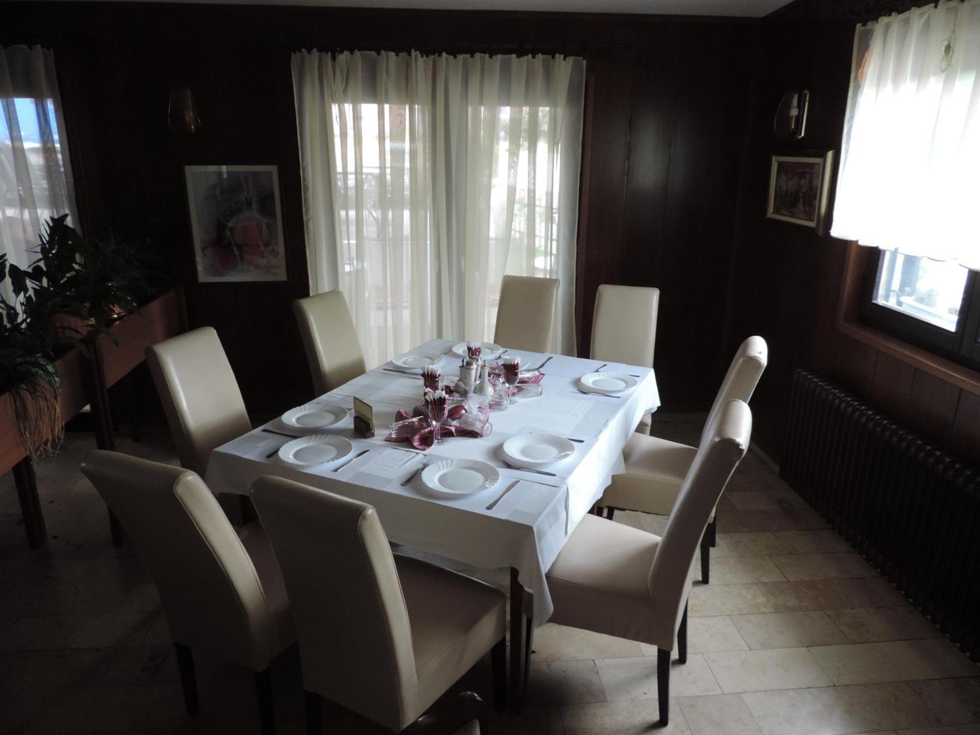 Bed And Breakfast Victoria Ogulin Exteriör bild
