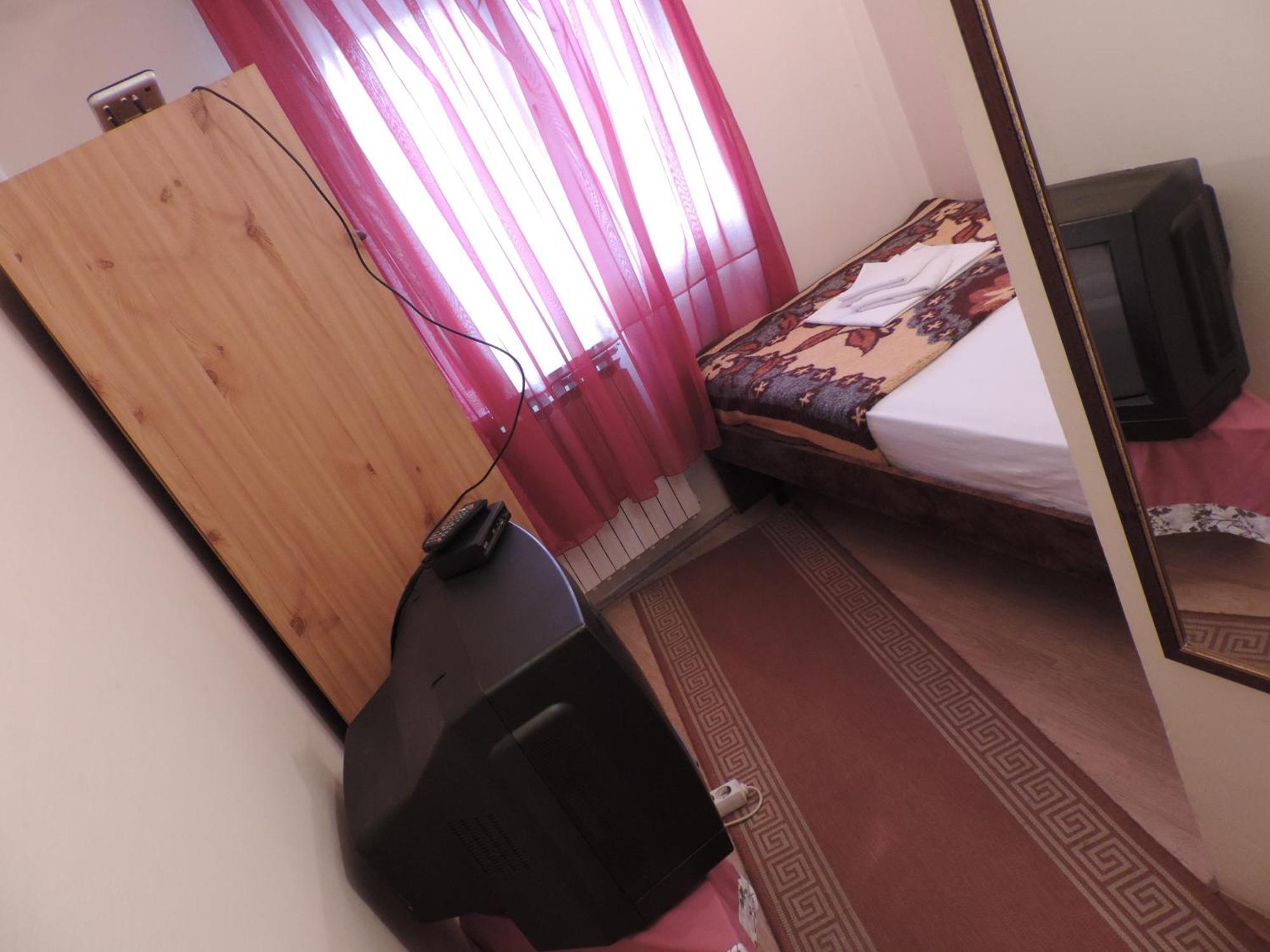 Bed And Breakfast Victoria Ogulin Exteriör bild