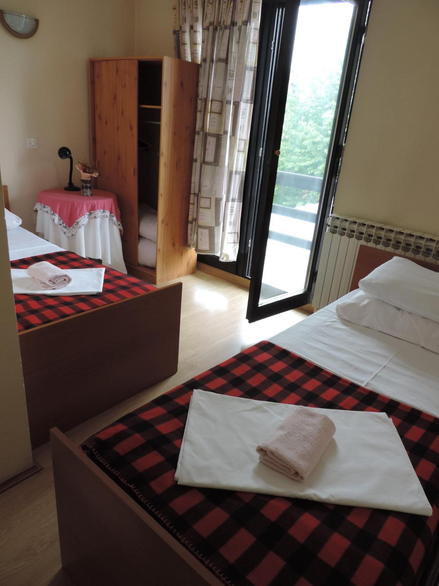 Bed And Breakfast Victoria Ogulin Exteriör bild