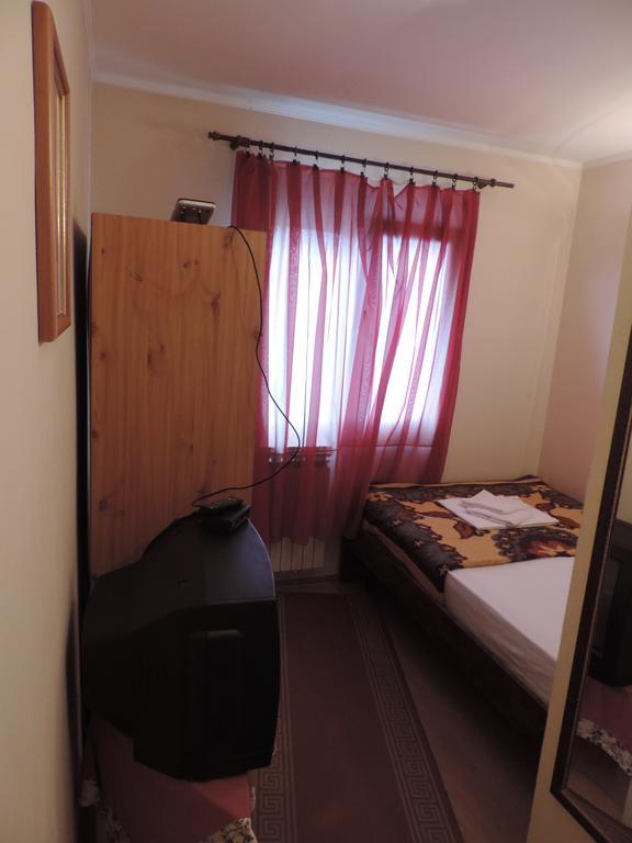 Bed And Breakfast Victoria Ogulin Rum bild